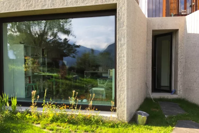 Vue extérieure de l'atelier de Viviane Fontaine (Vue extérieure)